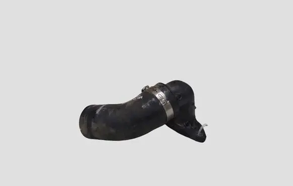 Mercedes-Benz A W176 Engine coolant pipe/hose 147138070