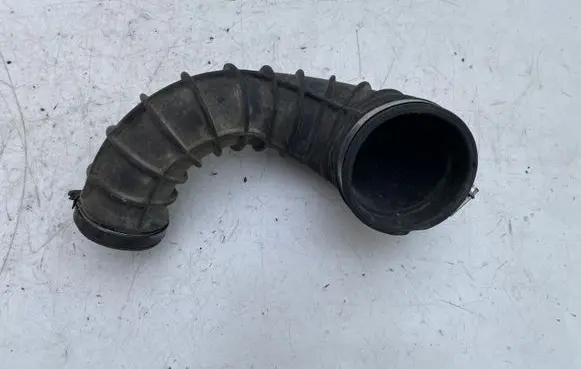 Volvo S80 Air intake hose/pipe 08634143