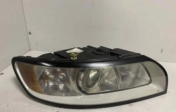 Volvo V50 Headlight/headlamp 31265695 0301237202