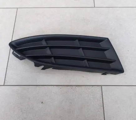 Skoda Fabia Mk2 (5J) Front bumper lower grill 5J0807368A