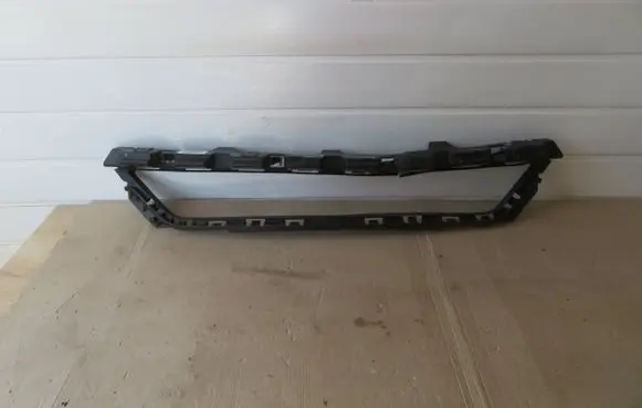 Porsche 718 Cayman 982 982c Front bumper lower grill 982807682B