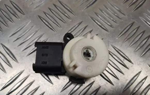 Toyota Avensis T250 Ignition lock contact SA210650