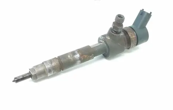 Opel Zafira B Fuel injector 0445110276 8SHPA6CAA