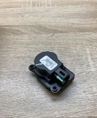 Opel Mokka Air flap motor/actuator 16456433 13372980