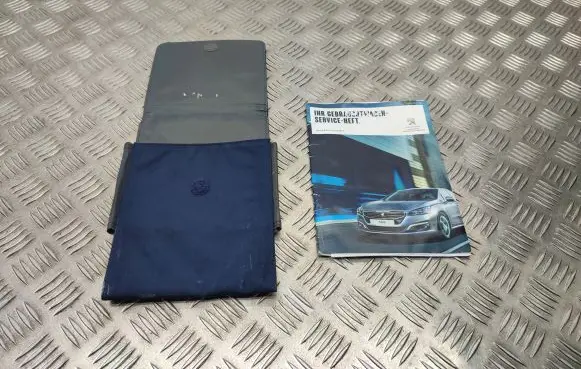Peugeot 308 Owners service history hand book 