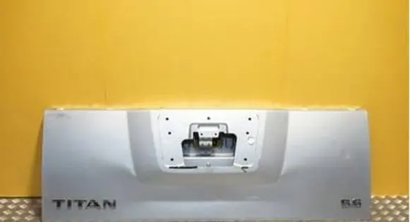 Nissan Titan Pickup box rear panel tailgate 