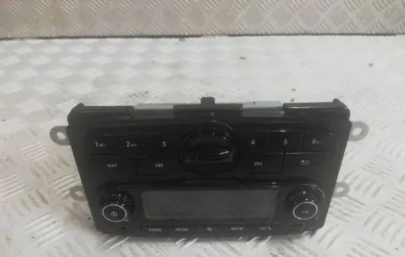 Smart ForFour II W453 Radio/CD/DVD/GPS head unit A4539008502 281158922R R013X07