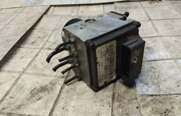 Volkswagen PASSAT B6 ABS Pump 3C0614095P 16027201 FQ60240688DFF