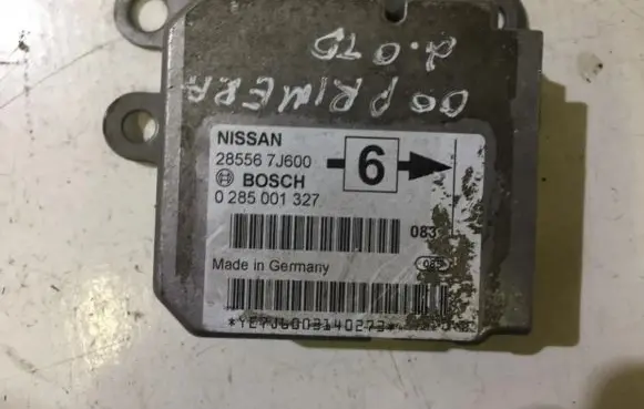Nissan Primera Airbag control unit/module 285567j600 0285001327