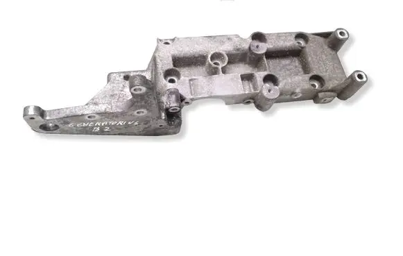 Volvo XC90 Generator/alternator bracket 30757168