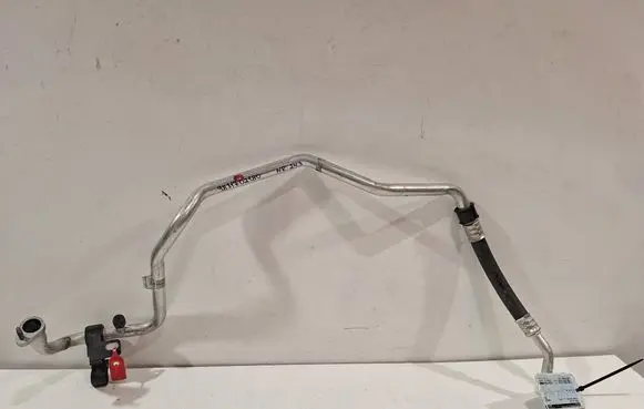 Peugeot Rifter Air conditioning (A/C) pipe/hose 9831702180