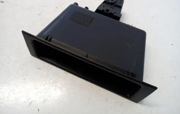 Renault Master III Dashboard storage box/compartment 684758811R