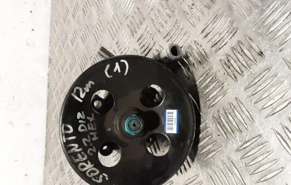 KIA Sorento Power steering pump