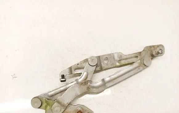 Audi A4 S4 B5 8D Tailgate/trunk/boot hinge 4b5827301