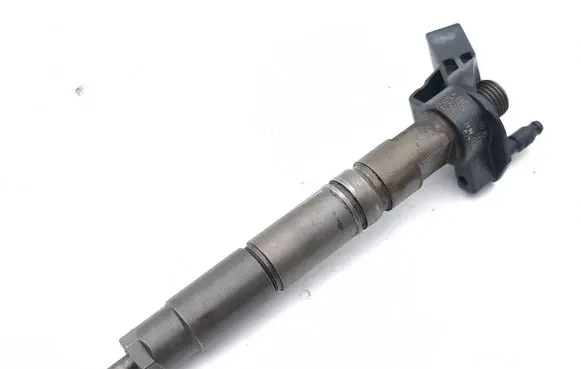 Mercedes-Benz ML W164 Fuel injector A6420700587 0445115027