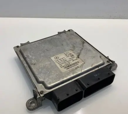 Mercedes-Benz E W212 Engine control unit/module A6519009901 A6519000901 28447597