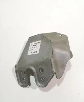 Porsche Panamera (970) Other engine bay part 971133919E