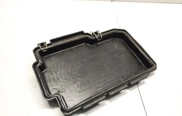 Mercedes-Benz GLS X166 Fuse box cover A1665400182 18567321 WPT50924