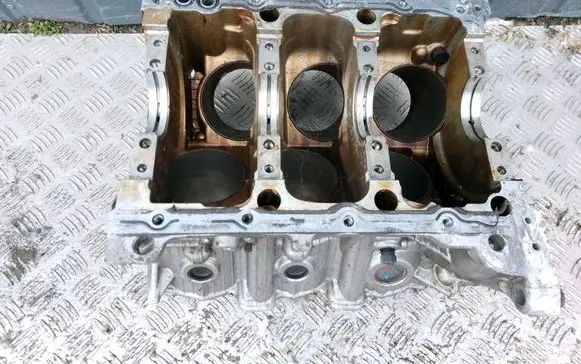 KIA Sportage Engine block G6BA