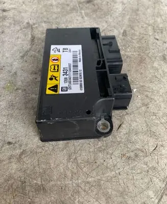 Opel Insignia A Airbag control unit/module 13583431