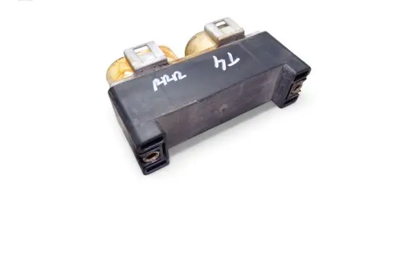 Volkswagen Transporter - Caravelle T4 Coolant fan relay 701919506