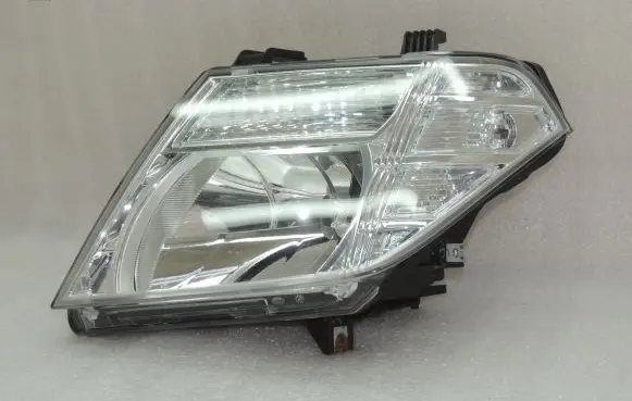 Nissan Navara D40 Headlight/headlamp 260605X10B 26056AU300