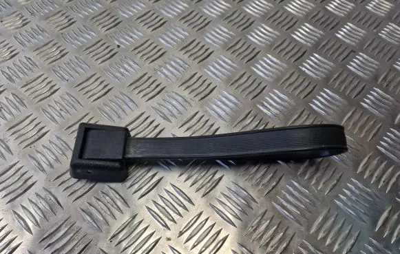Volkswagen Caddy Rear door handle trim 7H0829621