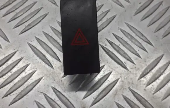 Ford Focus Hazard light switch 3M5T13A350