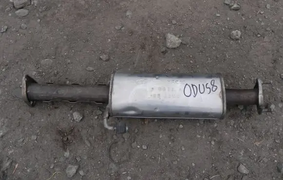 KIA Optima Muffler/silencer R053 0DUS81 DEFEKTAS