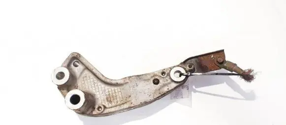 Honda CR-V Engine mounting bracket 55smj