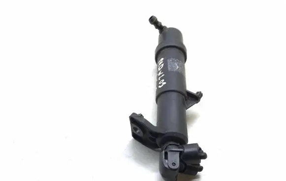 Mercedes-Benz C W203 Headlight washer spray nozzle K3548