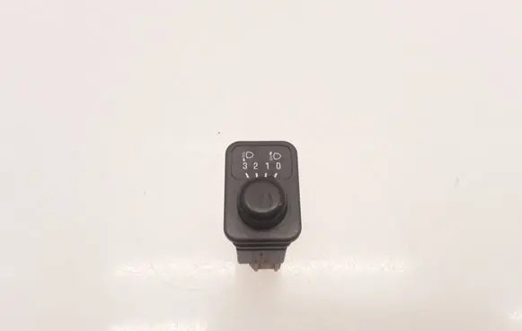 Nissan Serena Headlight level height control switch