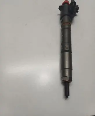 Volvo XC60 Fuel injector 31272690
