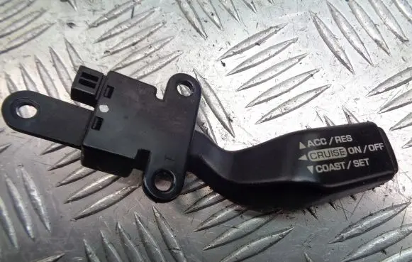 Chrysler PT Cruiser Cruise control switch 04671826AA