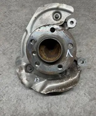 BMW i3 Front wheel hub 6852159 31216852159