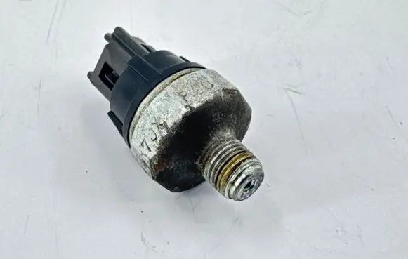 Honda Civic Oil pressure sensor 7JX