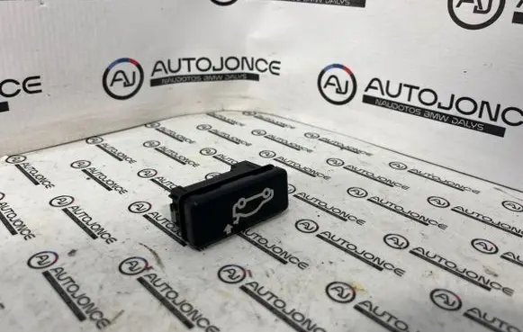 BMW X5M E70 Tailgate/boot open switch button 8375580