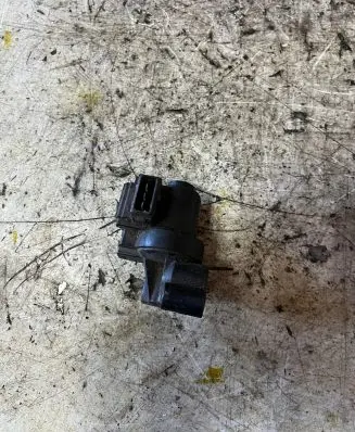 KIA Sportage Idle control valve (regulator) 0K9A220660A 0280140571