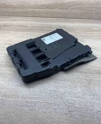 Renault Megane II Central body control module 8200280931 8200305574