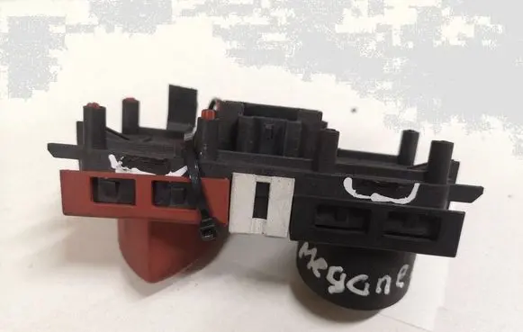 Renault Megane II Hazard light switch 8200407415 88040009