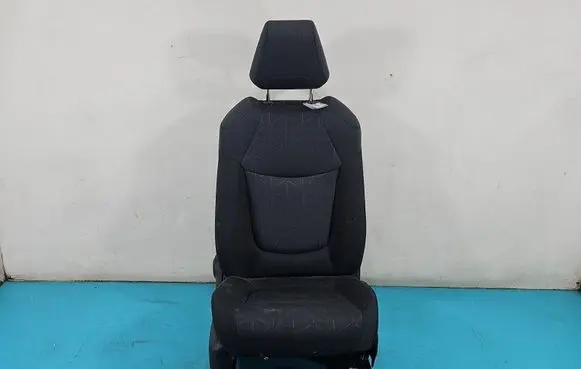 Toyota RAV 4 (XA50) Front passenger seat IMPRK1531510