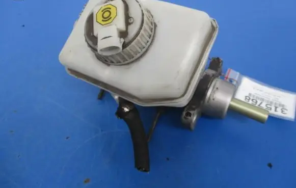 Opel Vectra B Master brake cylinder