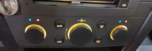 Opel Signum Air conditioning/heating control unit 13138196 ECC3200 69560002
