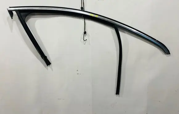 Peugeot 508 RXH Front door trim (molding) 9686176180