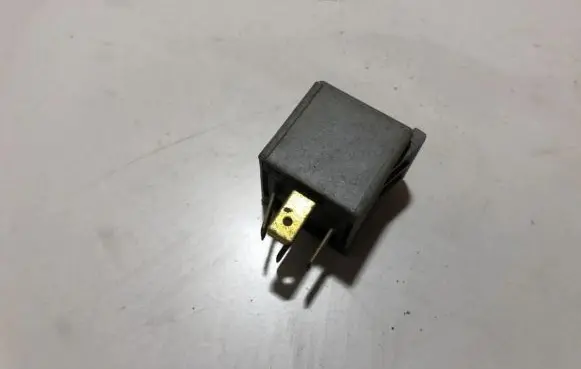 Peugeot 306 Other relay