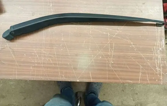 Renault Laguna III Rear wiper blade arm 