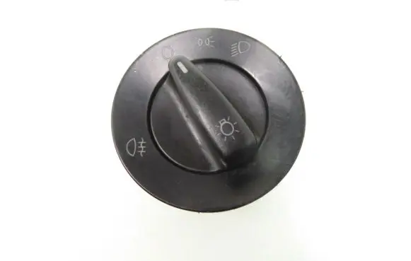 Volkswagen Golf IV Light switch 1C0941531