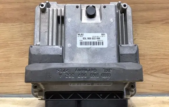 Audi A4 S4 B8 8K Engine control unit/module 03L906022RM 0281016145