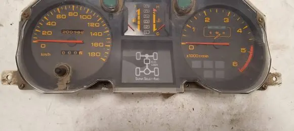 Mitsubishi Pajero Speedometer (instrument cluster) 166140 MB946251