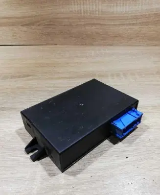 BMW 5 E39 Cruise control unit/module 8369062